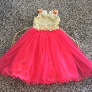 Party wear dress (8-9 yr old girl)